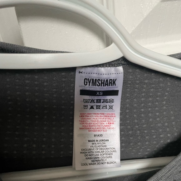 GYMSHARK longsleeve - Picture 2 of 3